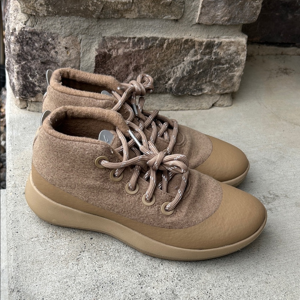 Allbirds Women's Brown Wool Sneakers